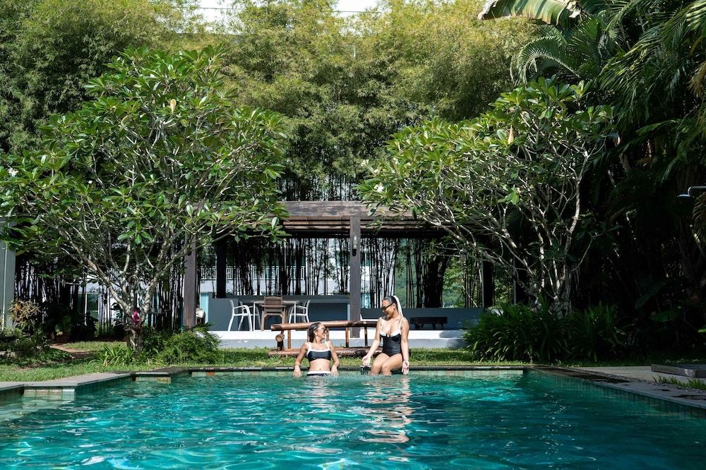 Isara Khao Lak