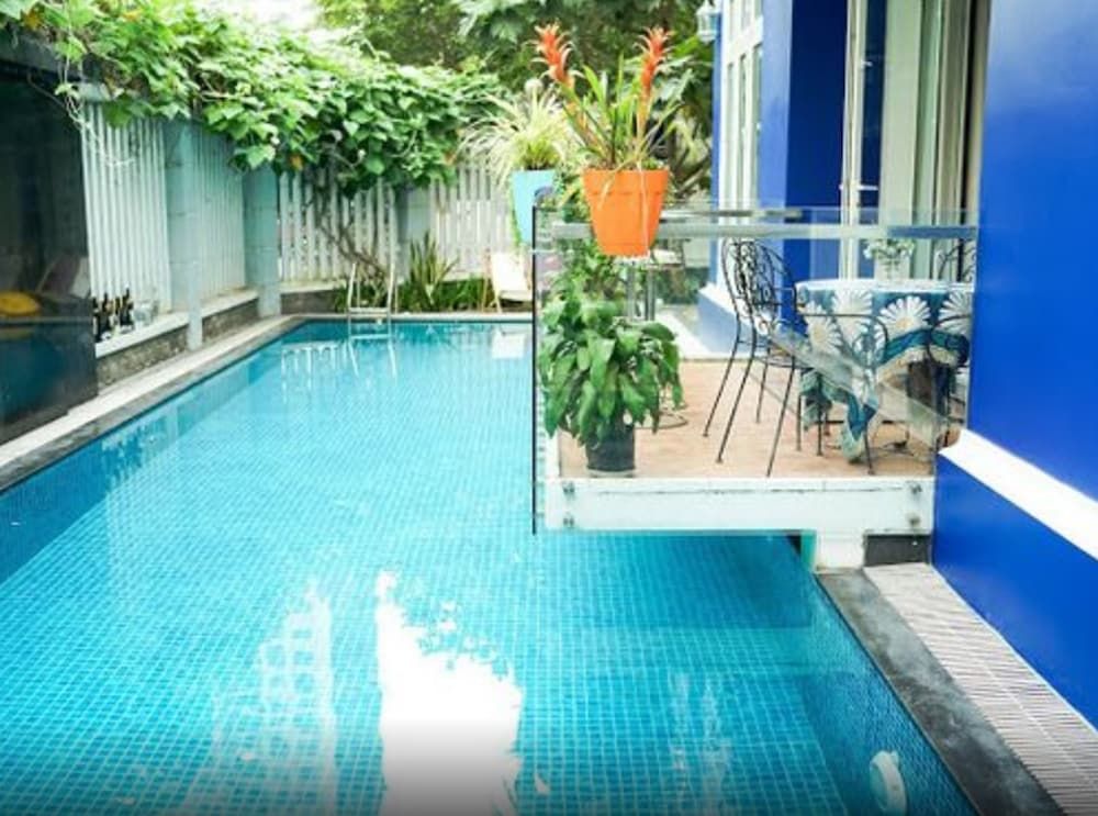 5 Bedrooms Pool Villa w Karaoke
