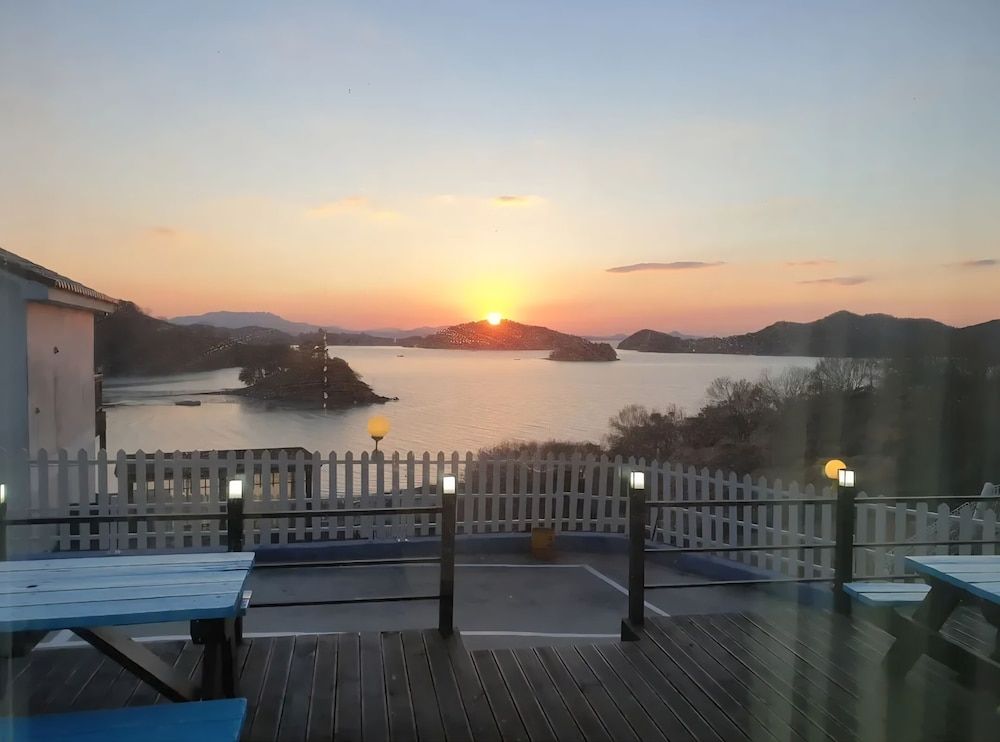 여수 굿모닝펜션