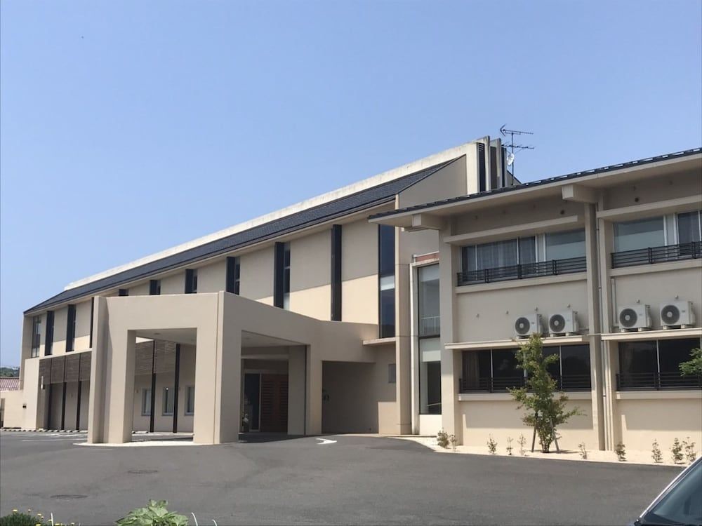 Lakeside Hot Spring Hotel Kunibiki