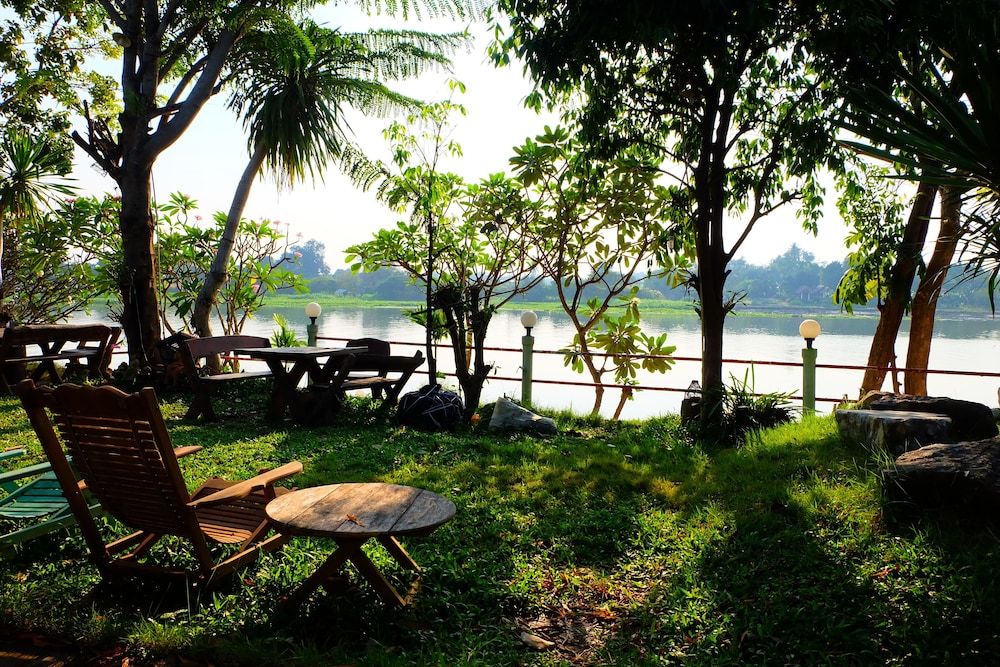 Khunya Resort Riverkwai