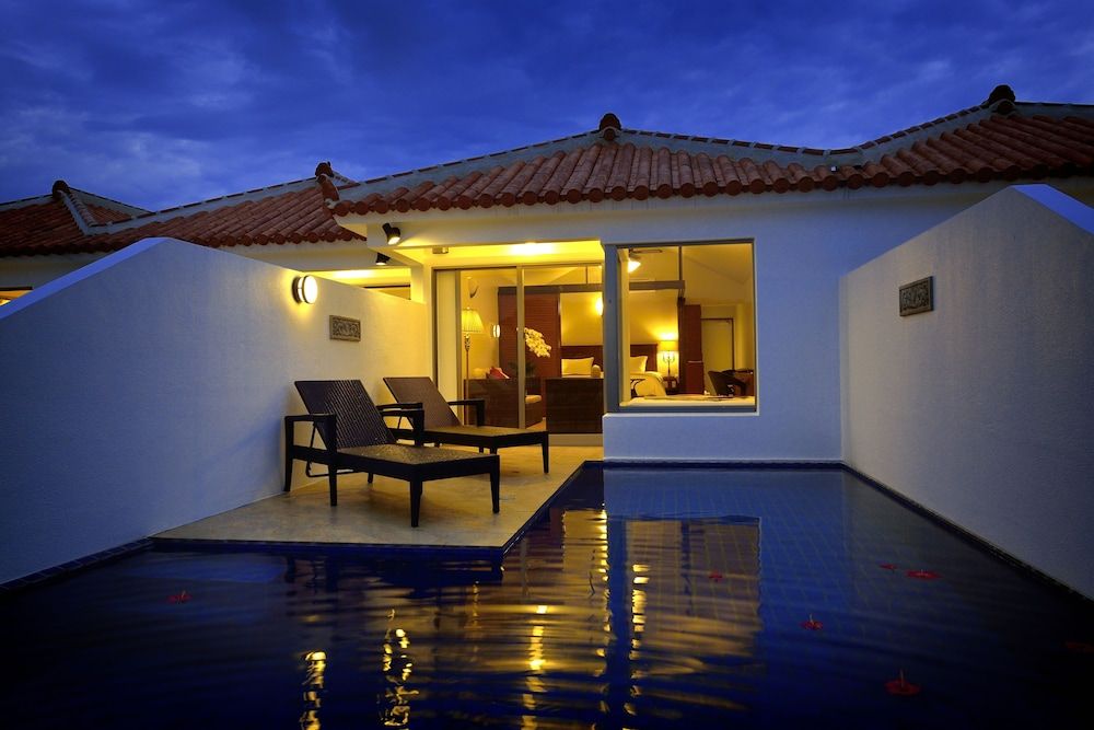 Pool Terrace Imgya Suite