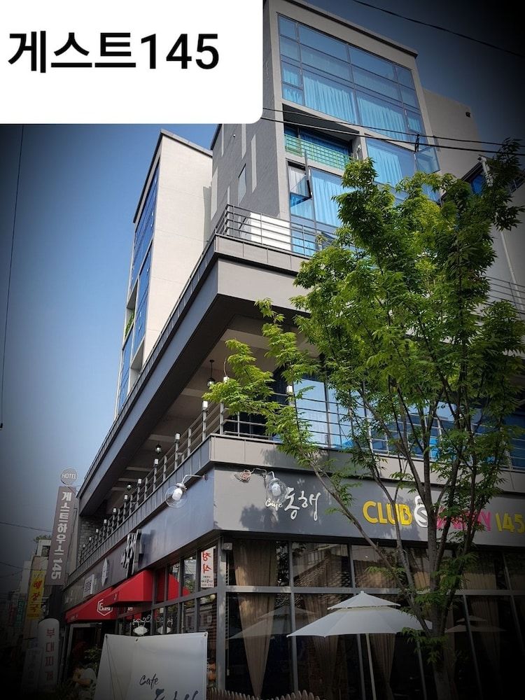 호텔 게스트 145
