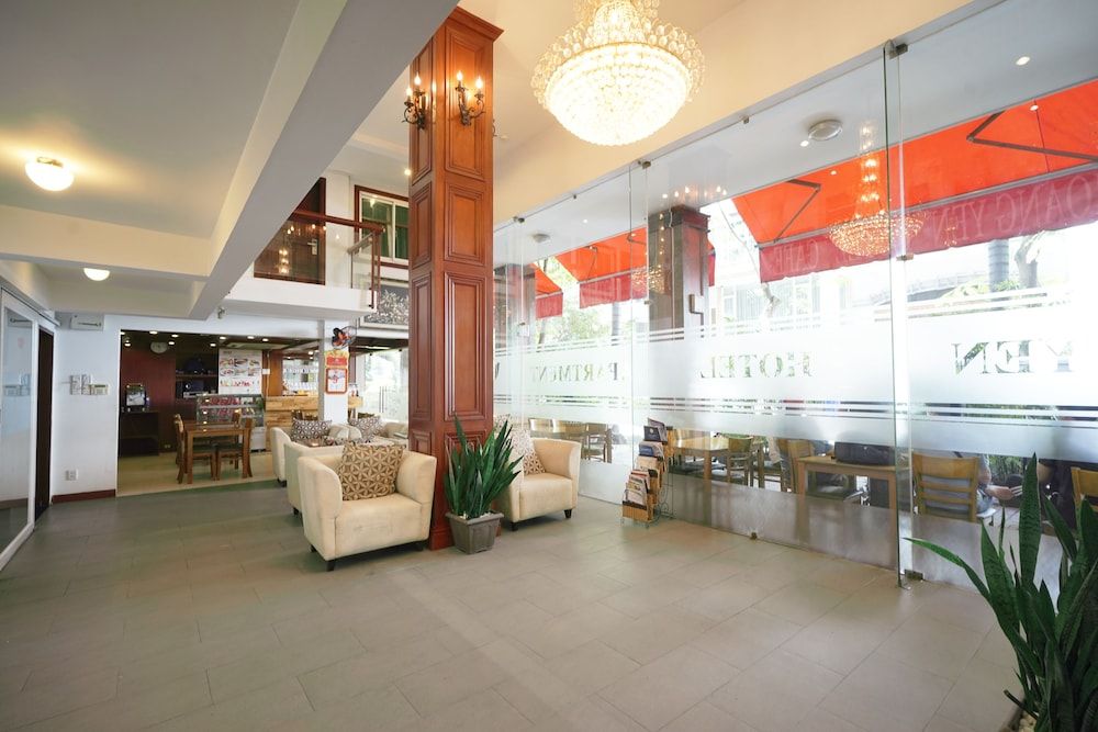 Hoang Yen Hotel - Phu My Hung