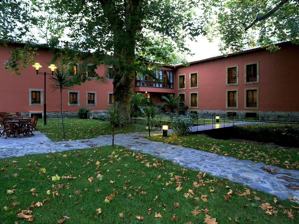 Parador De Gijon