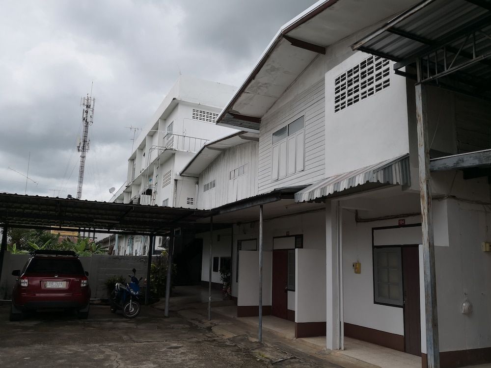 Phiboonkit Hotel