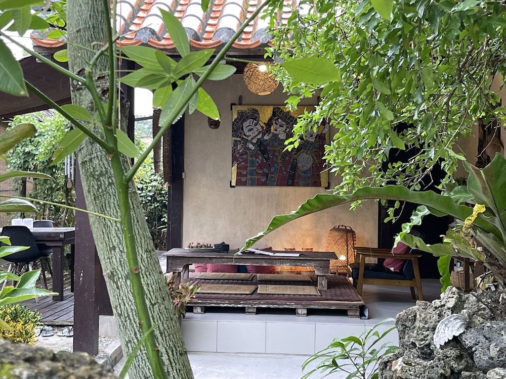 Guest house cago