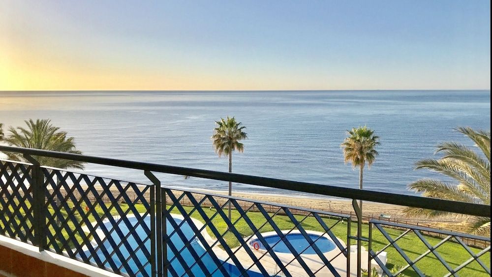 MI CAPRICHO A12 Luxury apartment on the beachfront