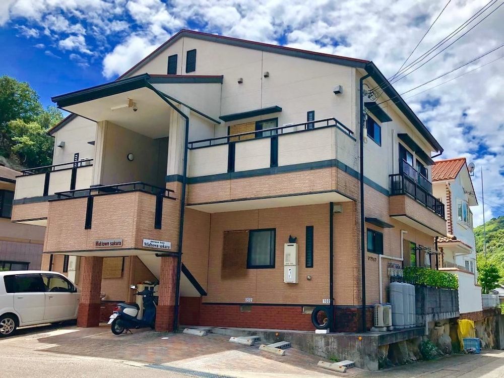 Midtown Sakura Apartment House 201