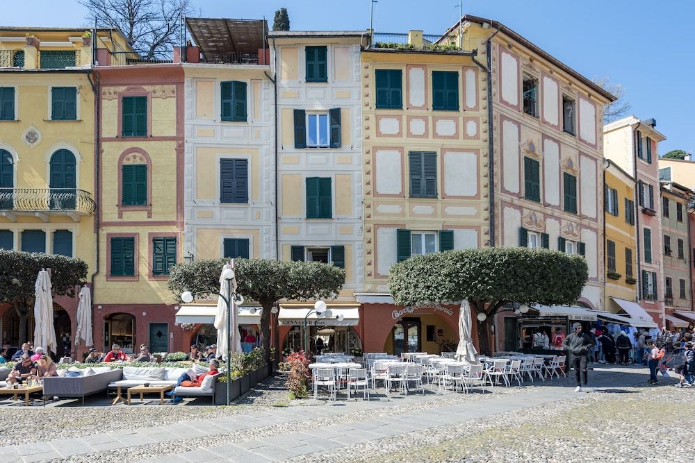 JOIVY La Finestra Sulla Piazzetta a Portofino