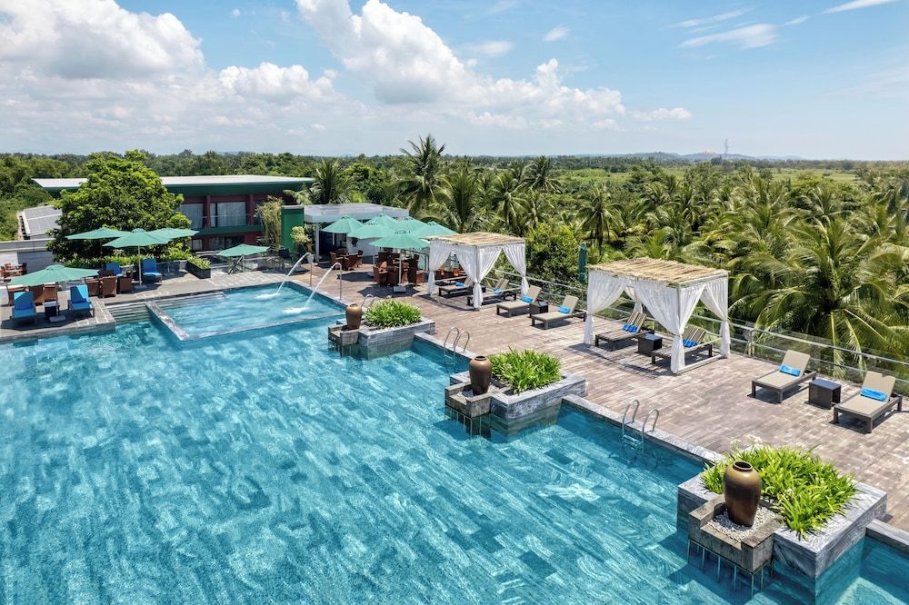 Cocoland River & Beach Resort