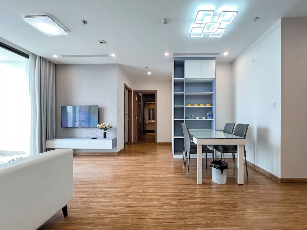 Luxury Apartment Vinhomes Skylake