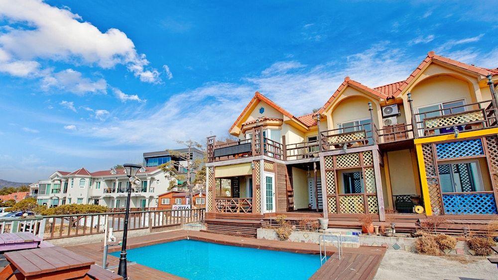 경주 비하우스 펜션