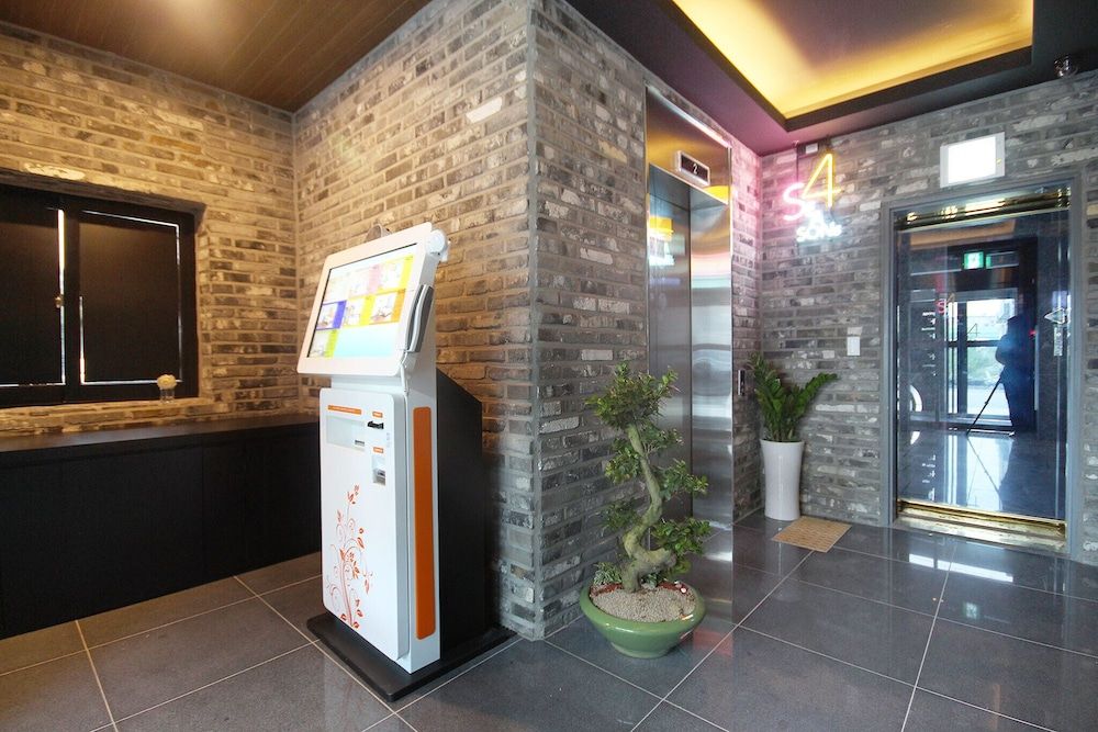 익산 포시즌 호텔