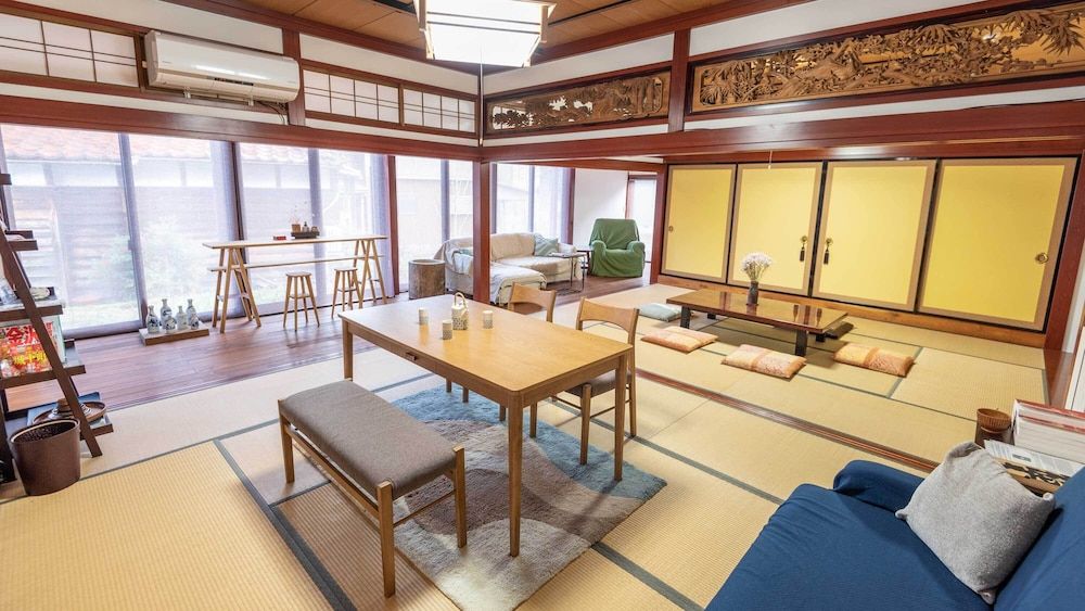 Guest House IROHA Lotusland