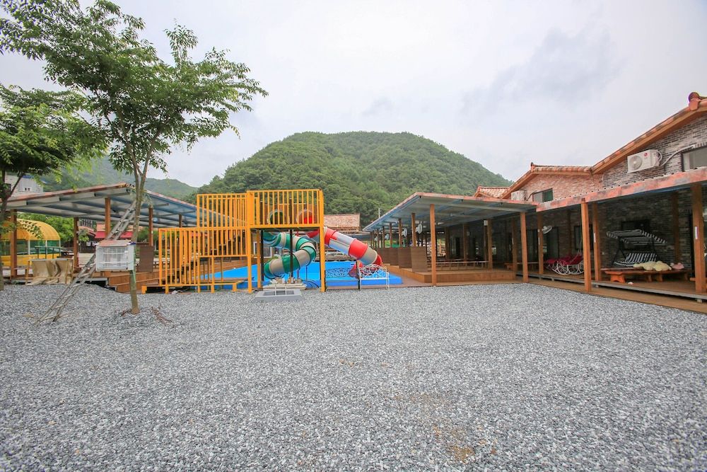 Daedunsan Four Seasons Pension