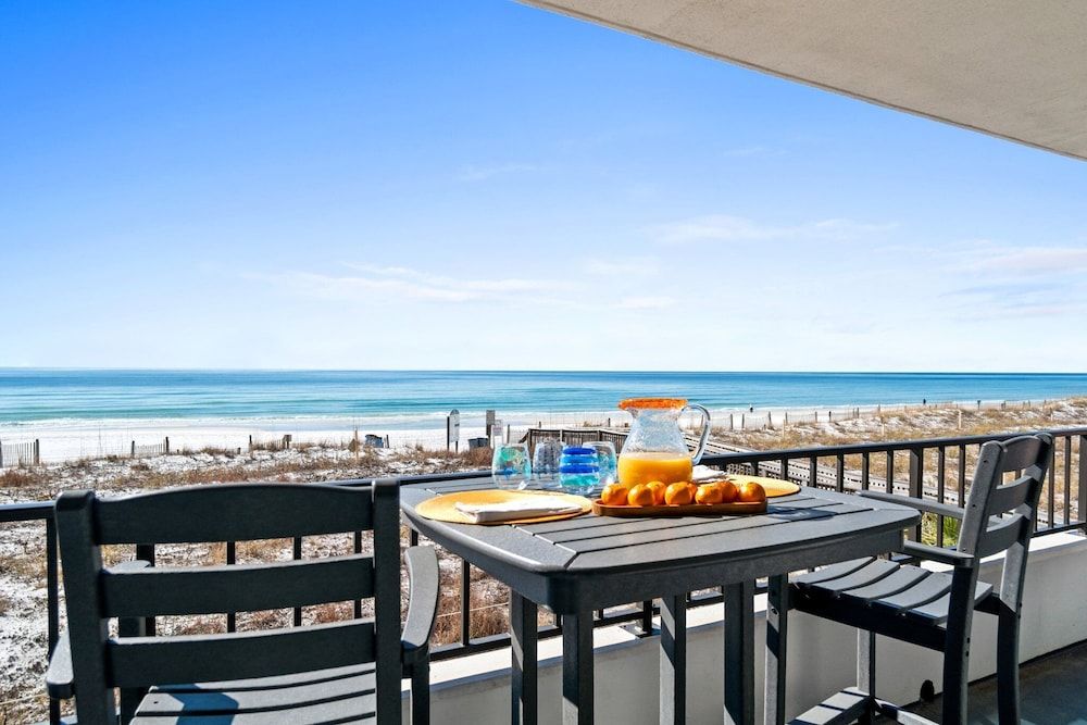 Surf Dweller 205 - Seaspray Getaway