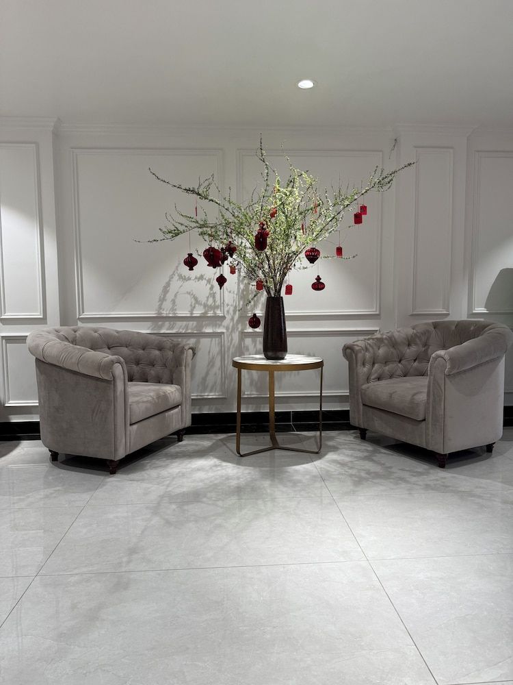 The Nova Hotel & Apartment