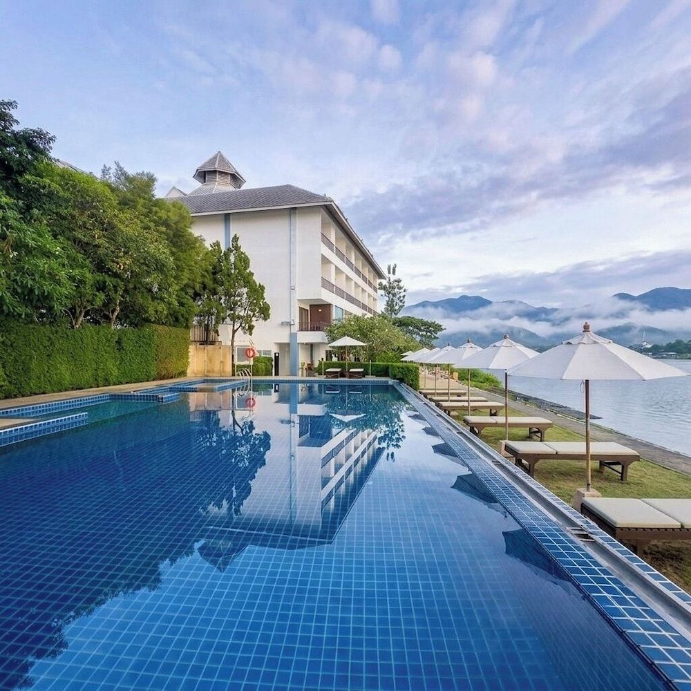 Siam Triangle Hotel