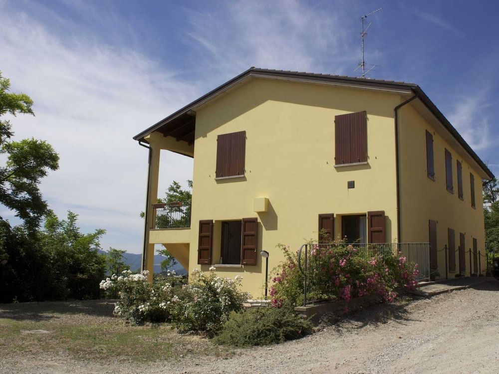 Rural Retreat in Sassoleone