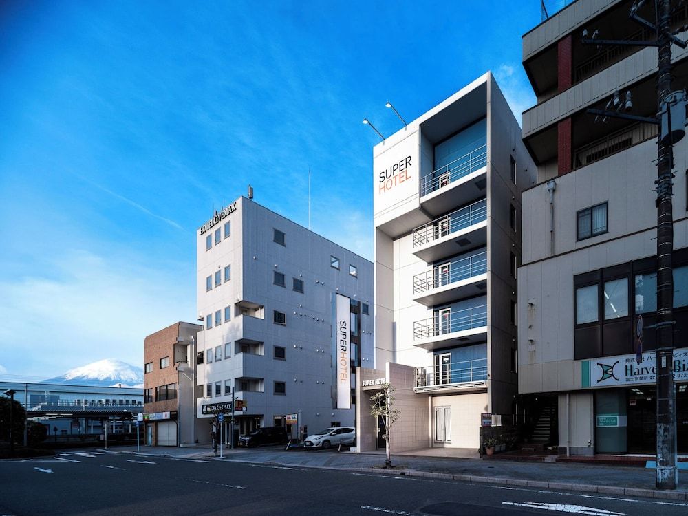 Super Hotel JR Fujiekimae Kinenkan