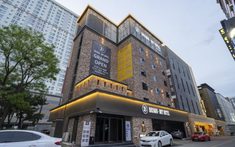 브라운도트월곶점