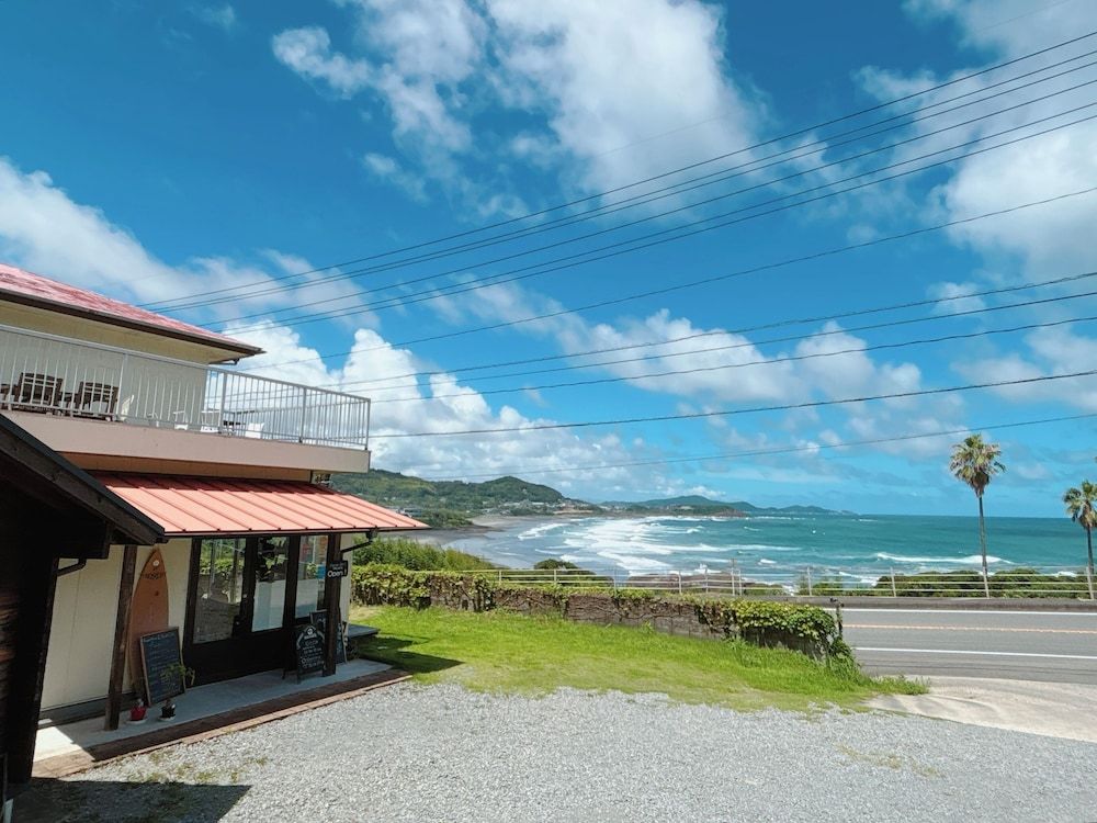 Guesthouse & Beach Cafe Fuego, Hostel