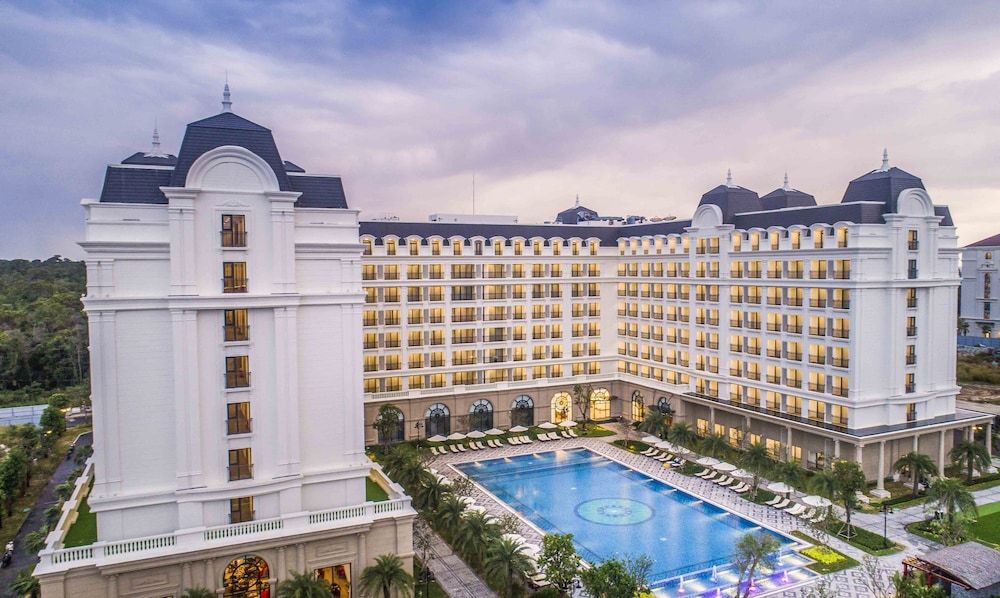 Vinholidays Fiesta Phu Quoc