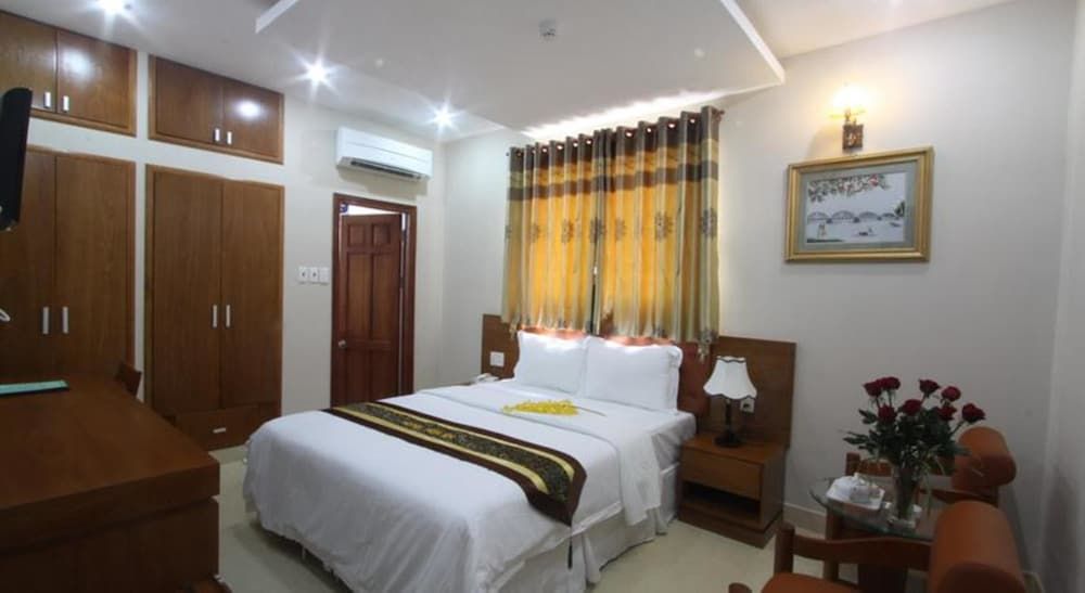 RedDoorz near Gia Dinh Park