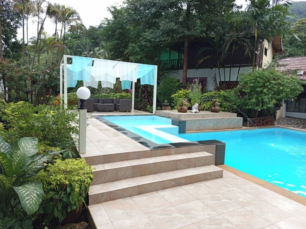 Faye Orchid Resort
