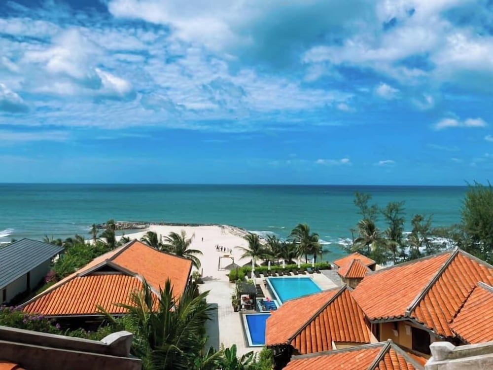 Poshanu Resort