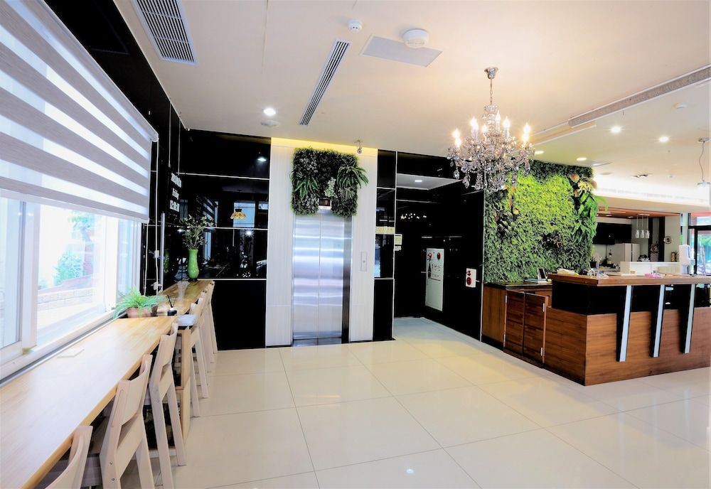 Huang Shin Business Hotel - Shan Ah Branch