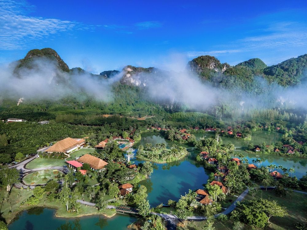 Bor Saen Pool Villa