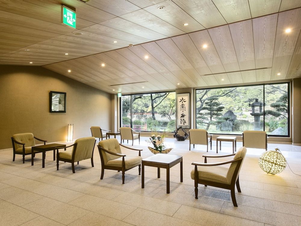 静山荘