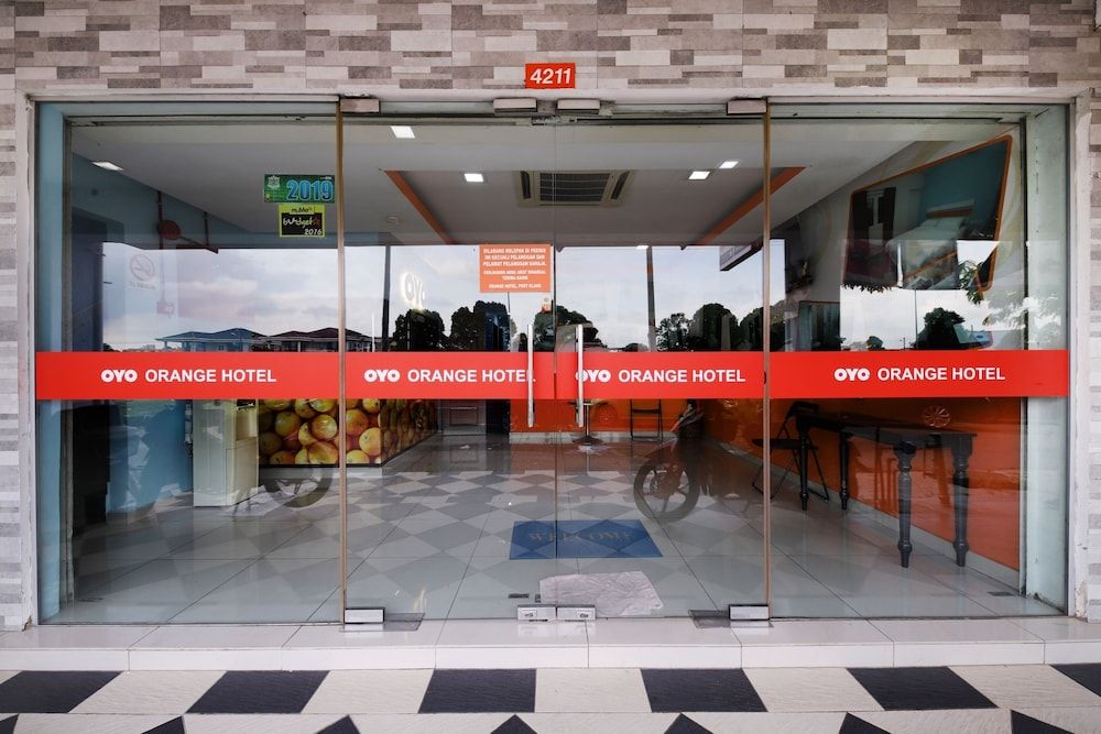 OYO 90296 Red Orange Hotel Port Klang