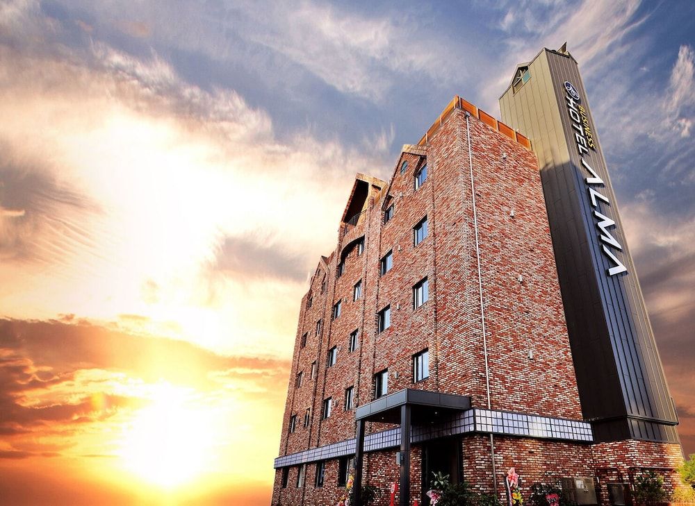 알마 비즈니스 호텔