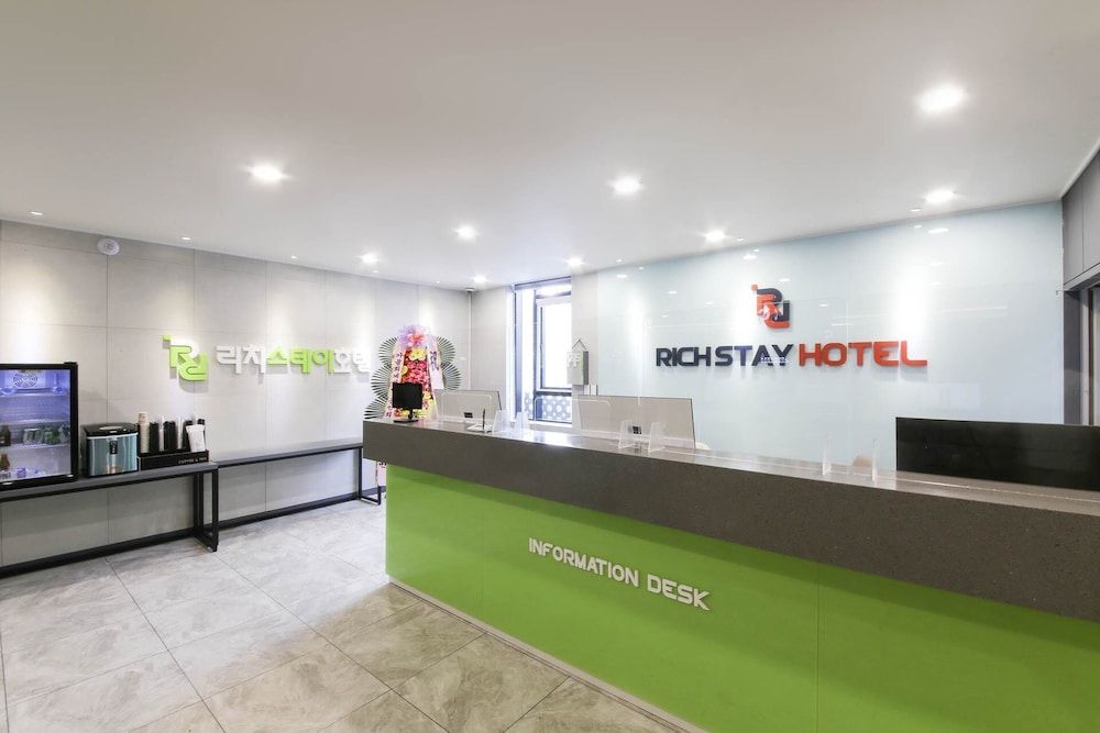 Pyeongtaek Godeok Richstay Hotel