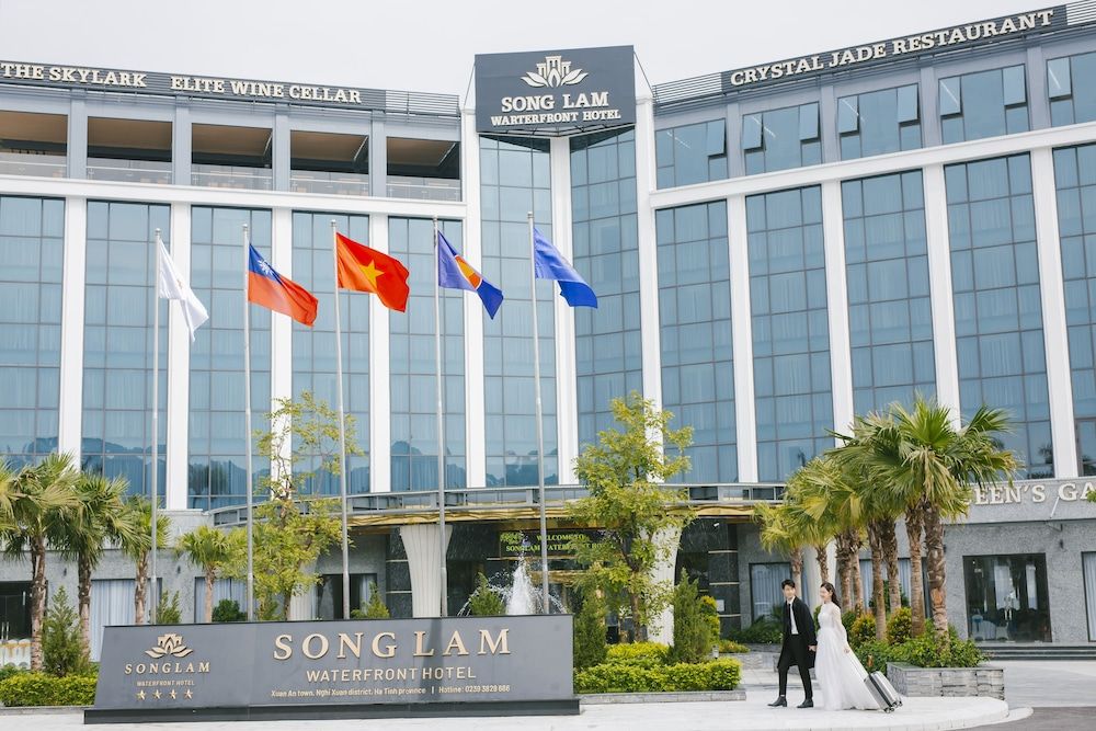 Songlam Waterfront Hotel - 藍江酒店