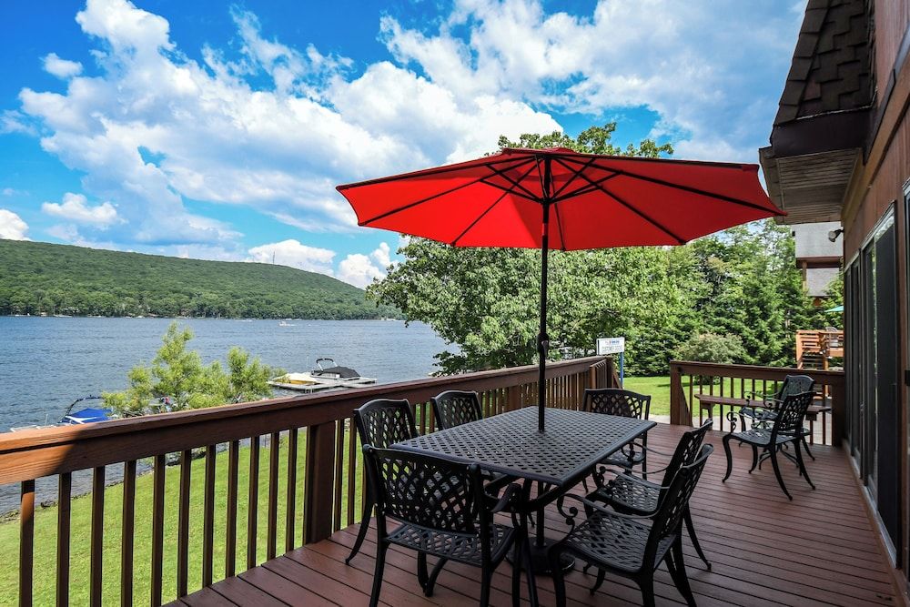 Canoe Cottage by Taylor Made Deep Creek