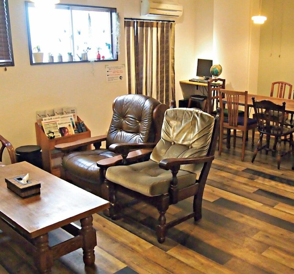 J-Hoppers Hiroshima Guesthouse - Hostel