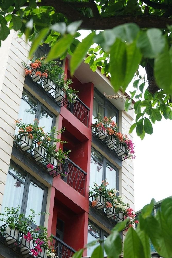 Au Coeur d' Hanoi Lakeside Hotel