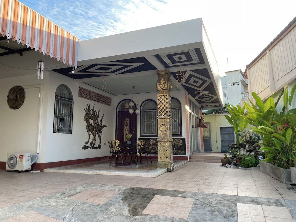 Lotus House Phuket