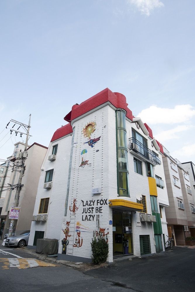 레이지폭스 호스텔