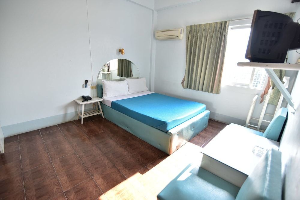 Anodard Hotel