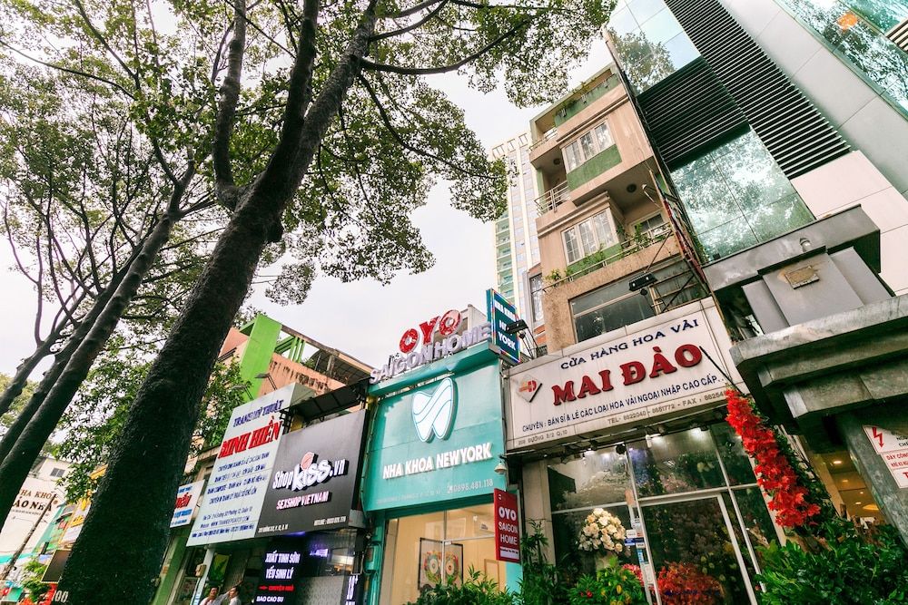 OYO 414 Saigon Home