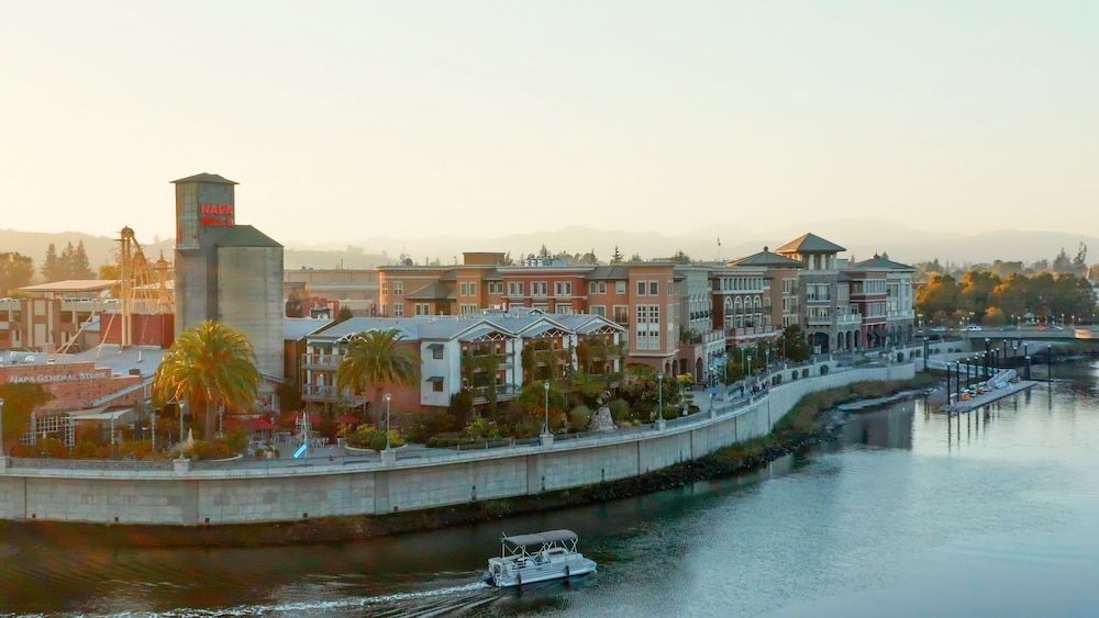 Napa River Inn