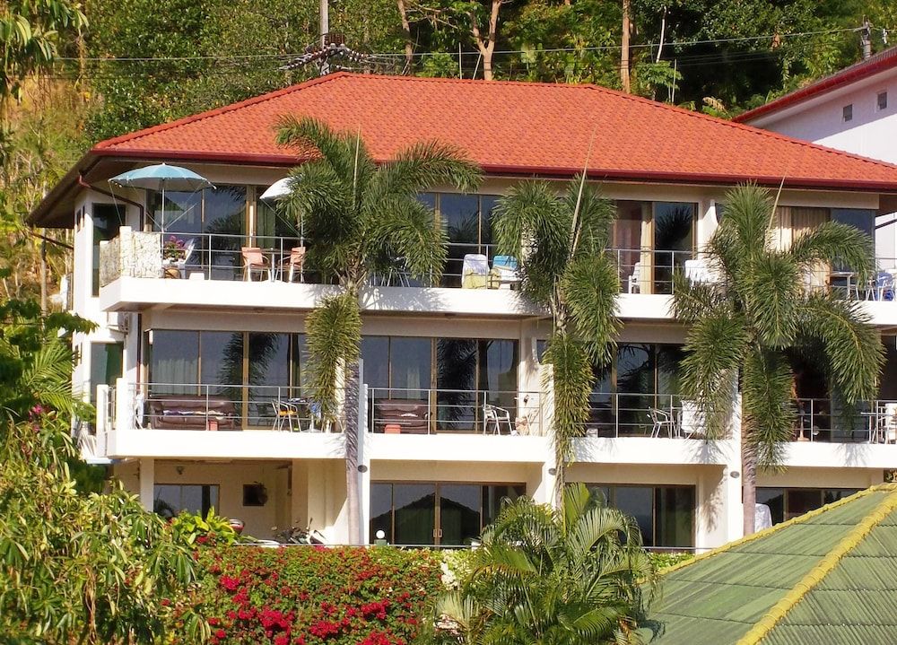 Mountain Sea View Luxury Apartments
