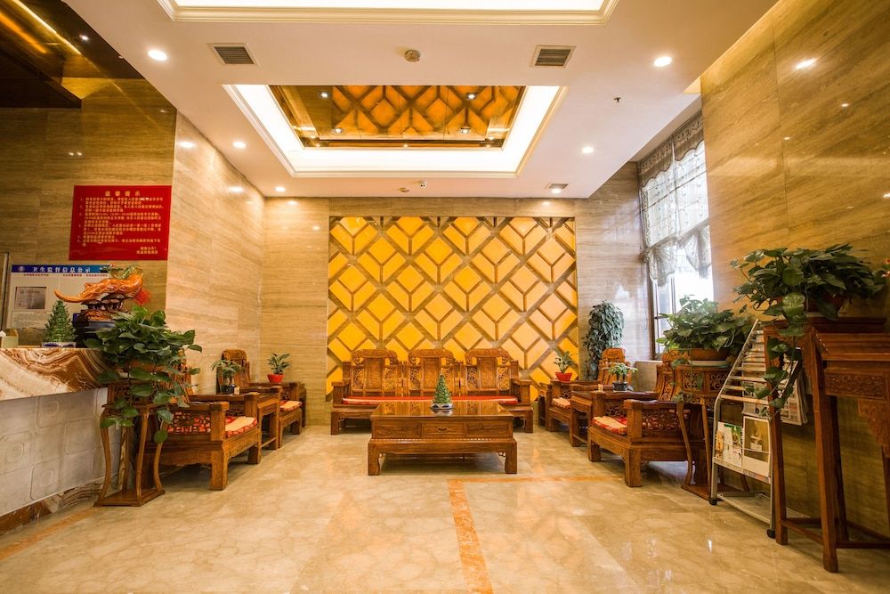 Katie Eastman Hotel