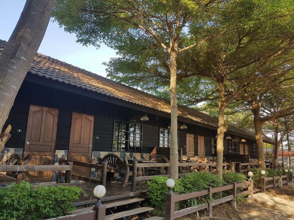 게스트하우스 랏차부리