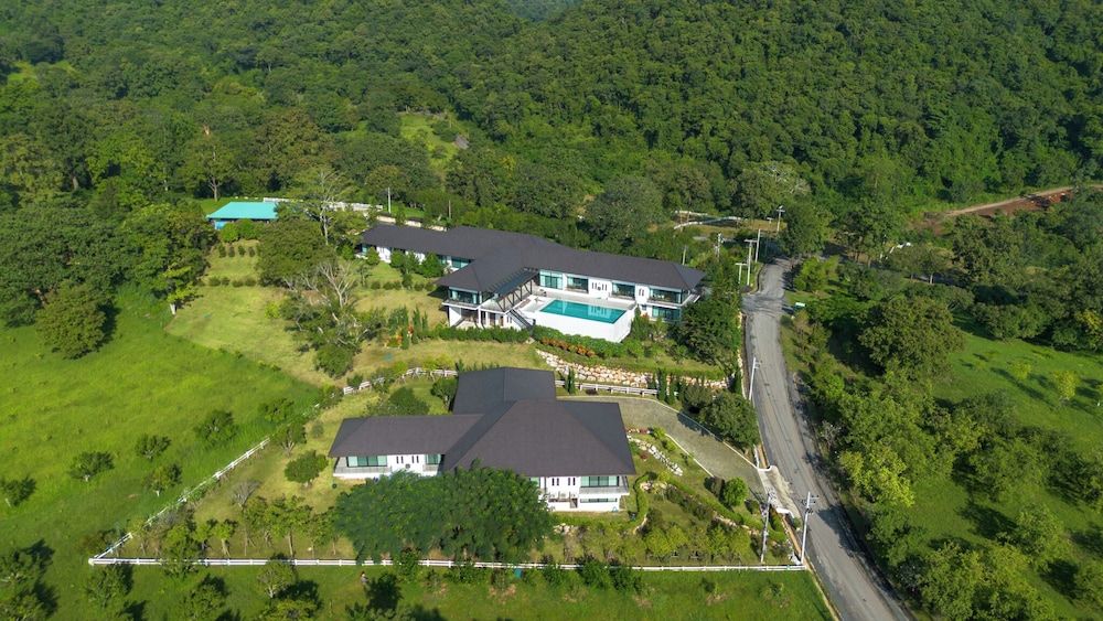 Monlada Khaoyai